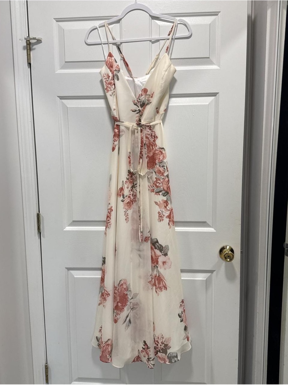Lulu's Cream Maxi Dress with Rose Print